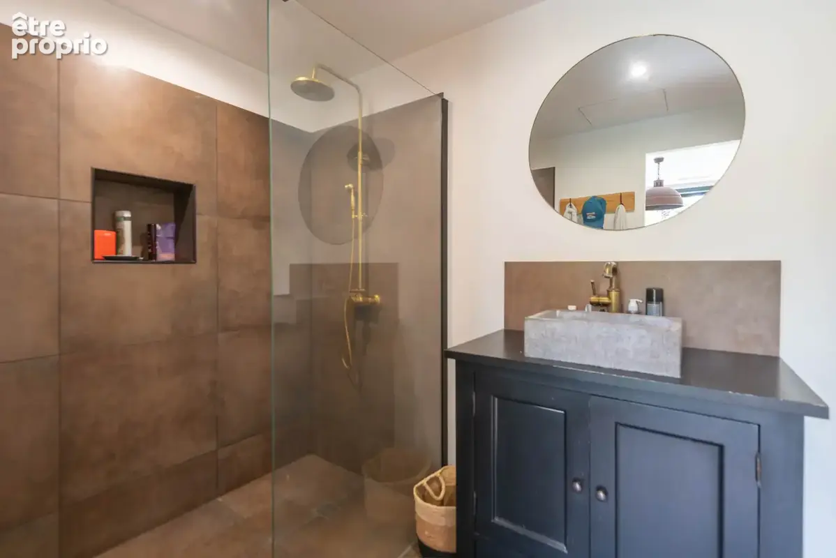 Villa de 216 m2 - 4 chambres - vue remarquable - photo 14