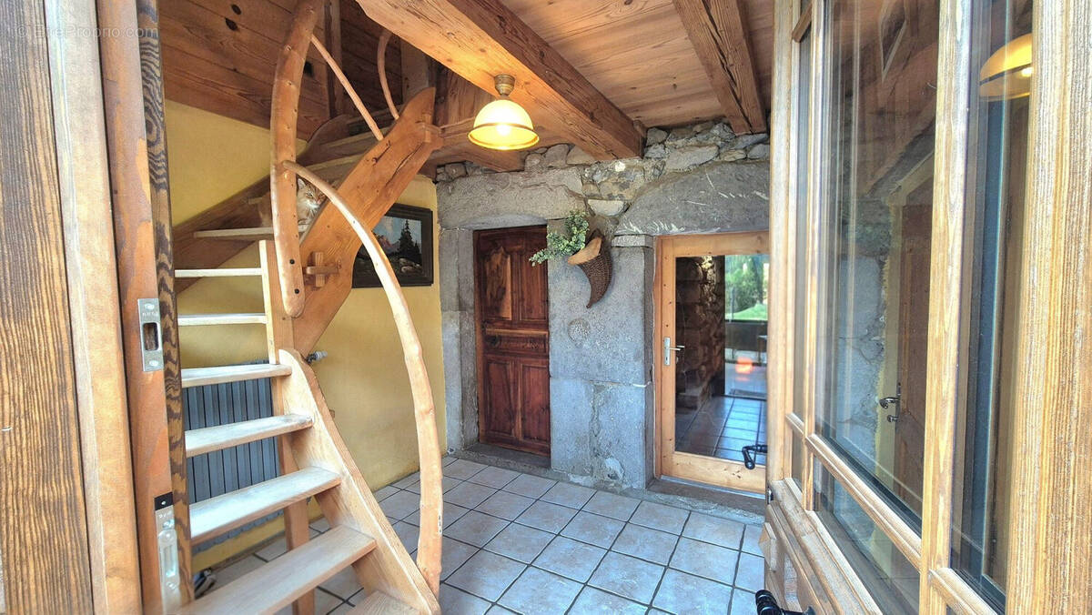 Maison à BONNEVILLE
