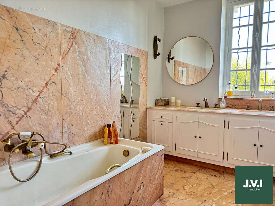 Maison à MONTMORENCY