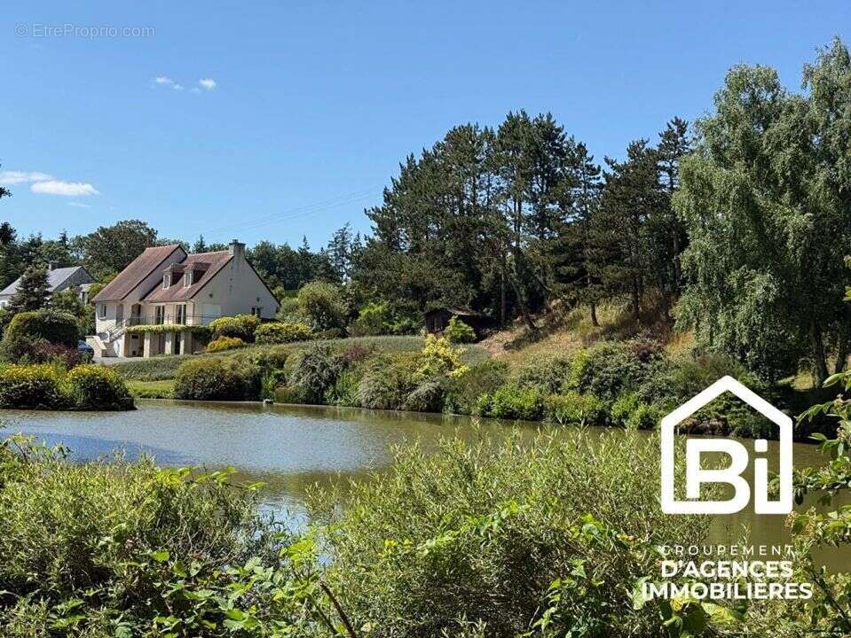 Maison à SAINT-GERMAIN-LANGOT