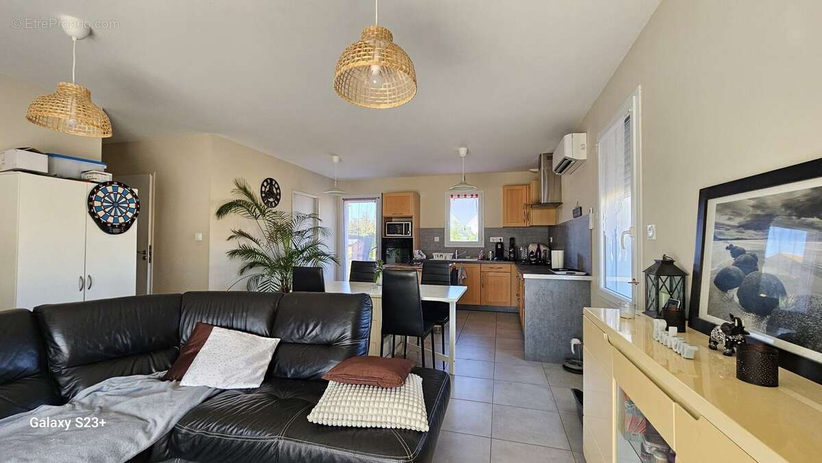 Maison 85 m² à Vallans  - photo 5