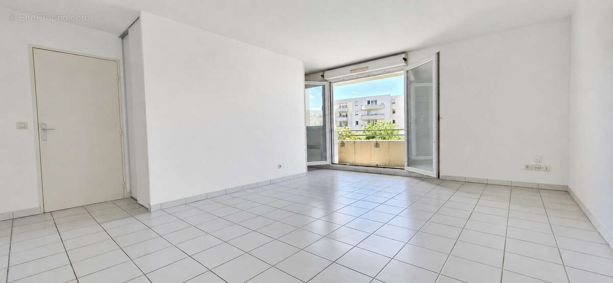 T2 avec balcon et parking - Bordeaux Saint-Louis - photo 2