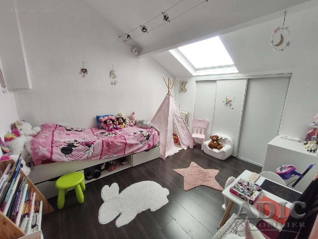 Maison 152 m² à Dammartin-En-Goele  - photo 11
