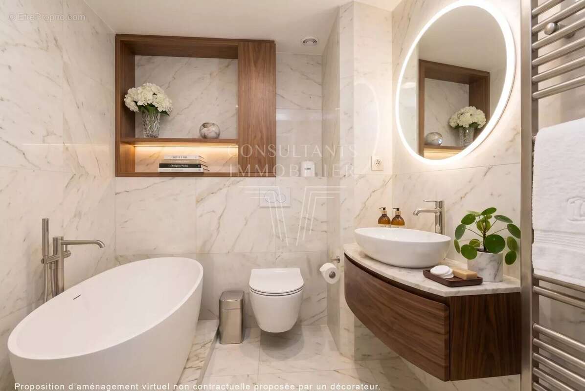 Appartement à PARIS-16E