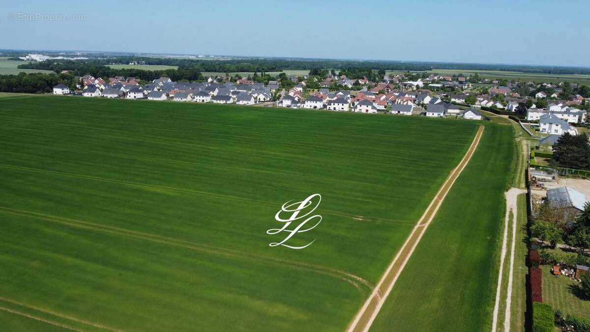 Terrain à GUICHAINVILLE