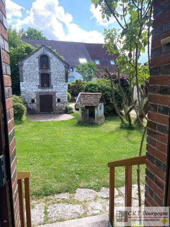 Maison à SAINT-MAURICE-LE-VIEIL