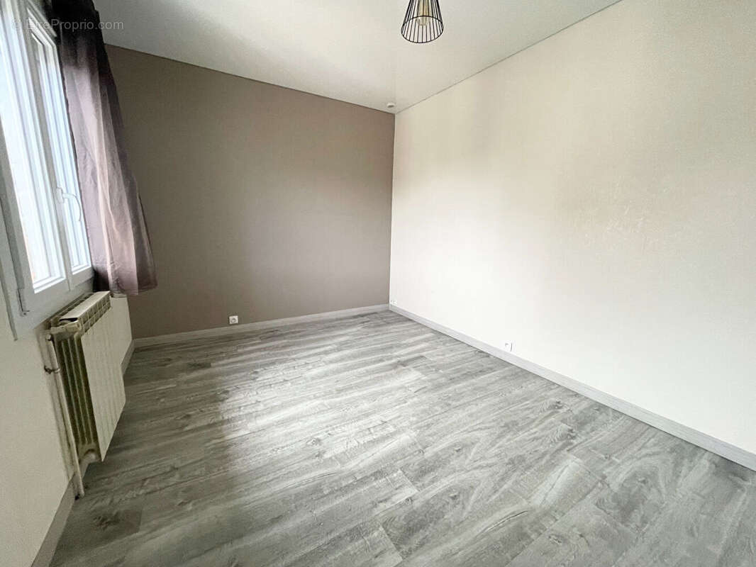 Maison à SARTROUVILLE