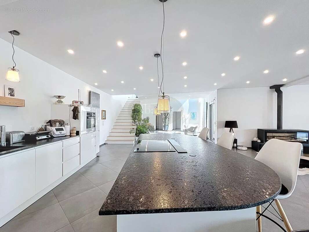 Maison à CAGNES-SUR-MER