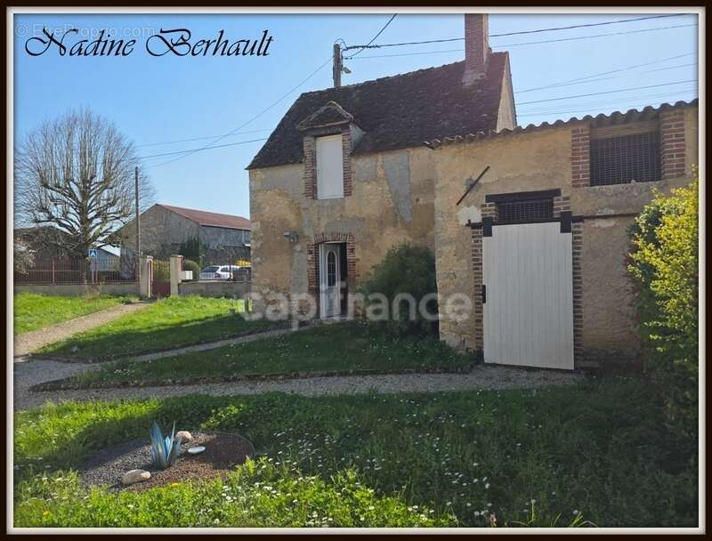 Maison à FERRIERES-EN-GATINAIS
