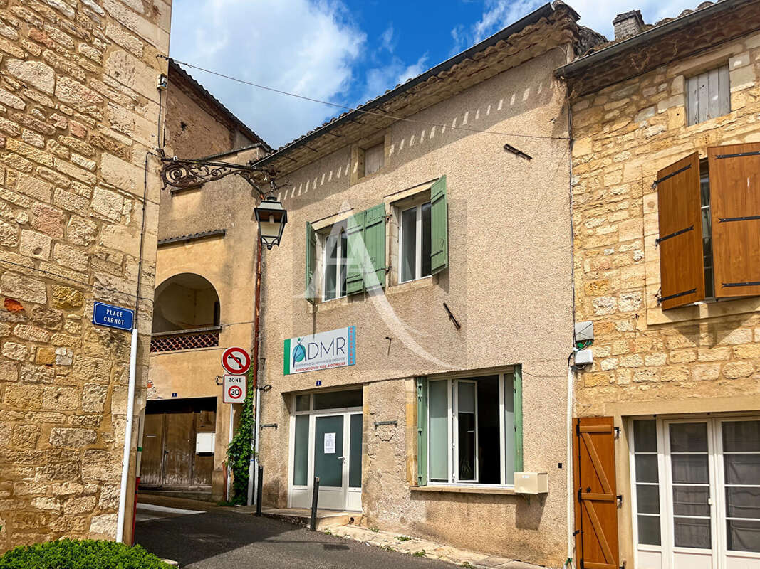 Commerce à FUMEL