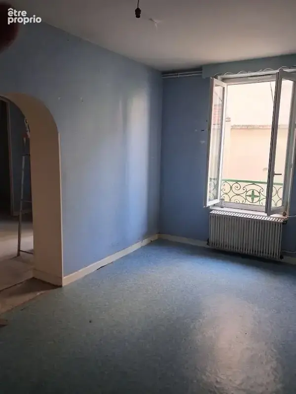 Vichy, proche hôtel de ville, maison de 113 m2 à rénover ou à  transformer en plusieurs appartements - photo 11