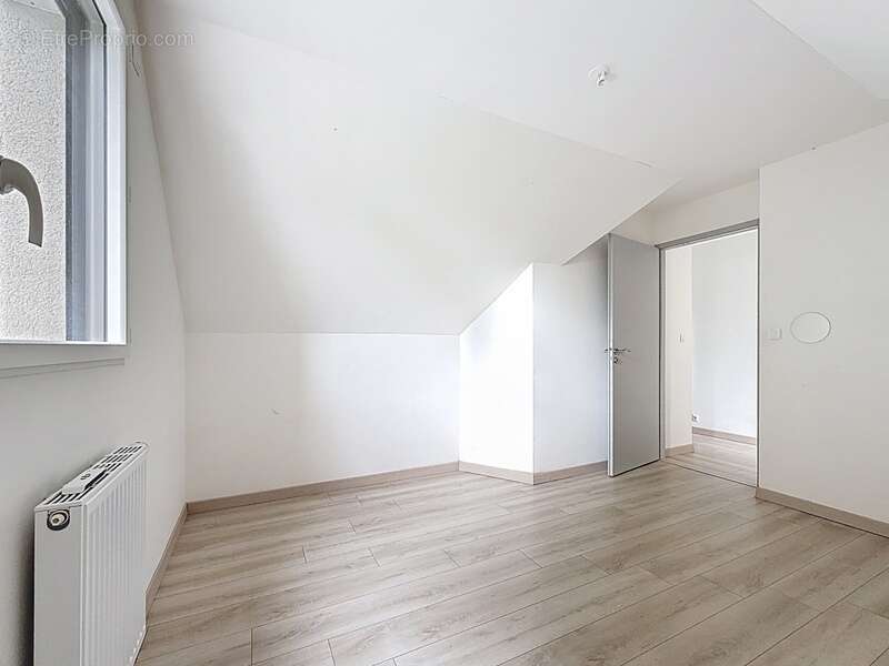 Maison à NOTRE-DAME-D&#039;OE