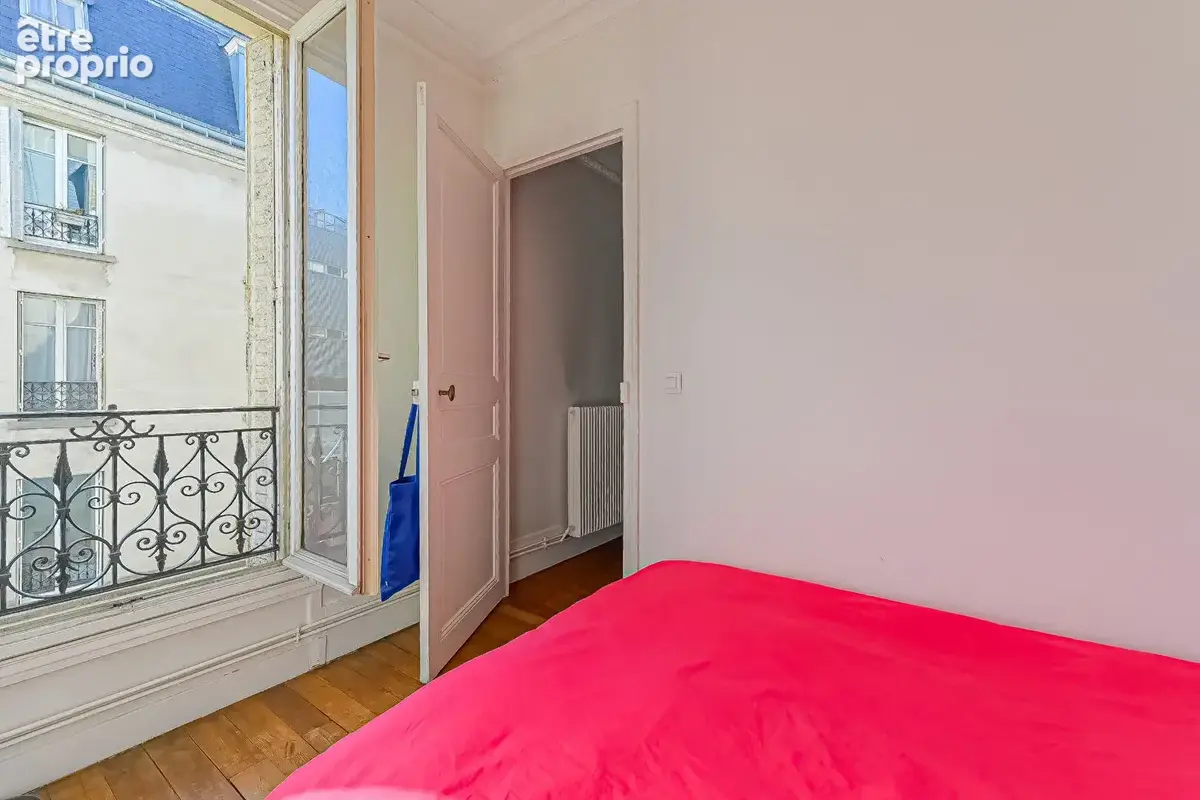 Appartement Paris 2/3 pièce(s) 43 m2 - photo 9