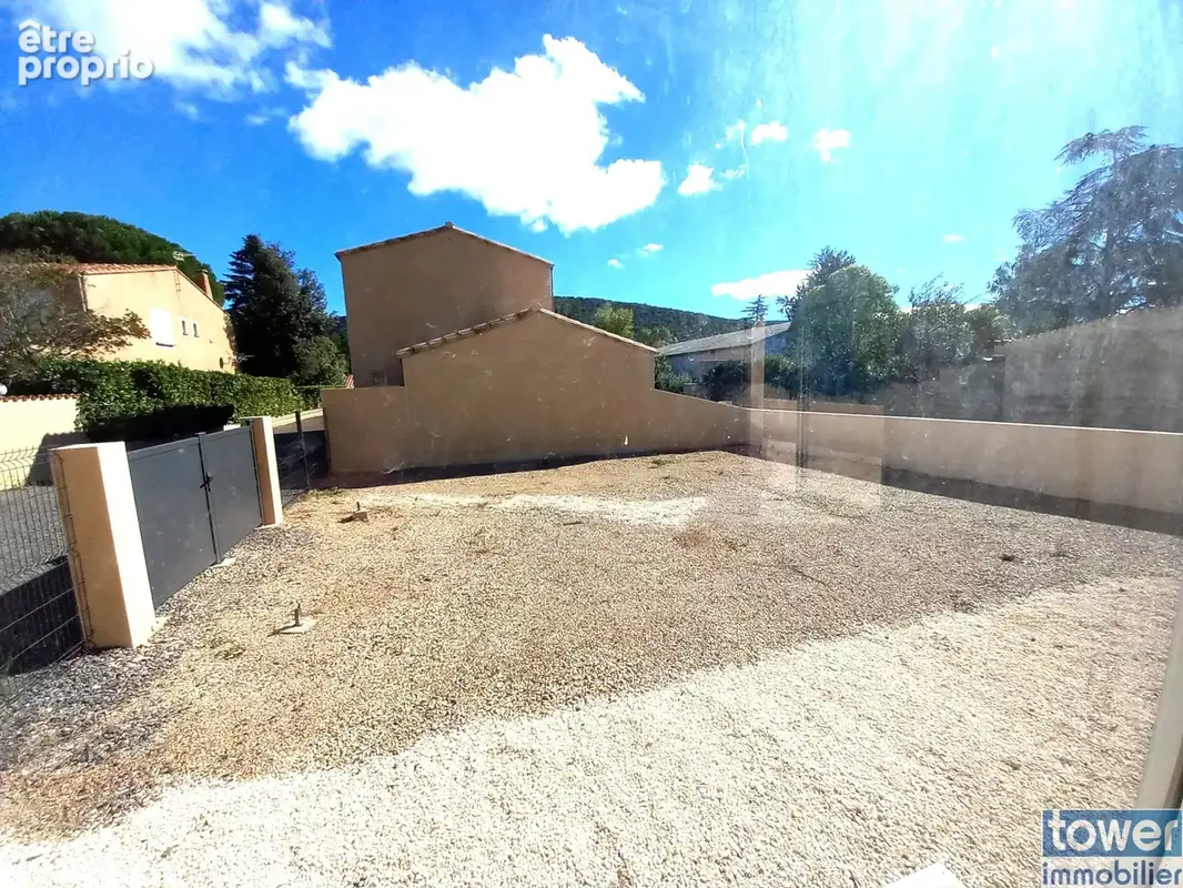 Maison neuve T4   98 m2 de confort, vue dégagée, calme et proximité du centre ville - photo 12