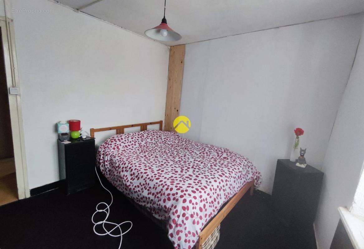 Maison à JOUET-SUR-L&#039;AUBOIS