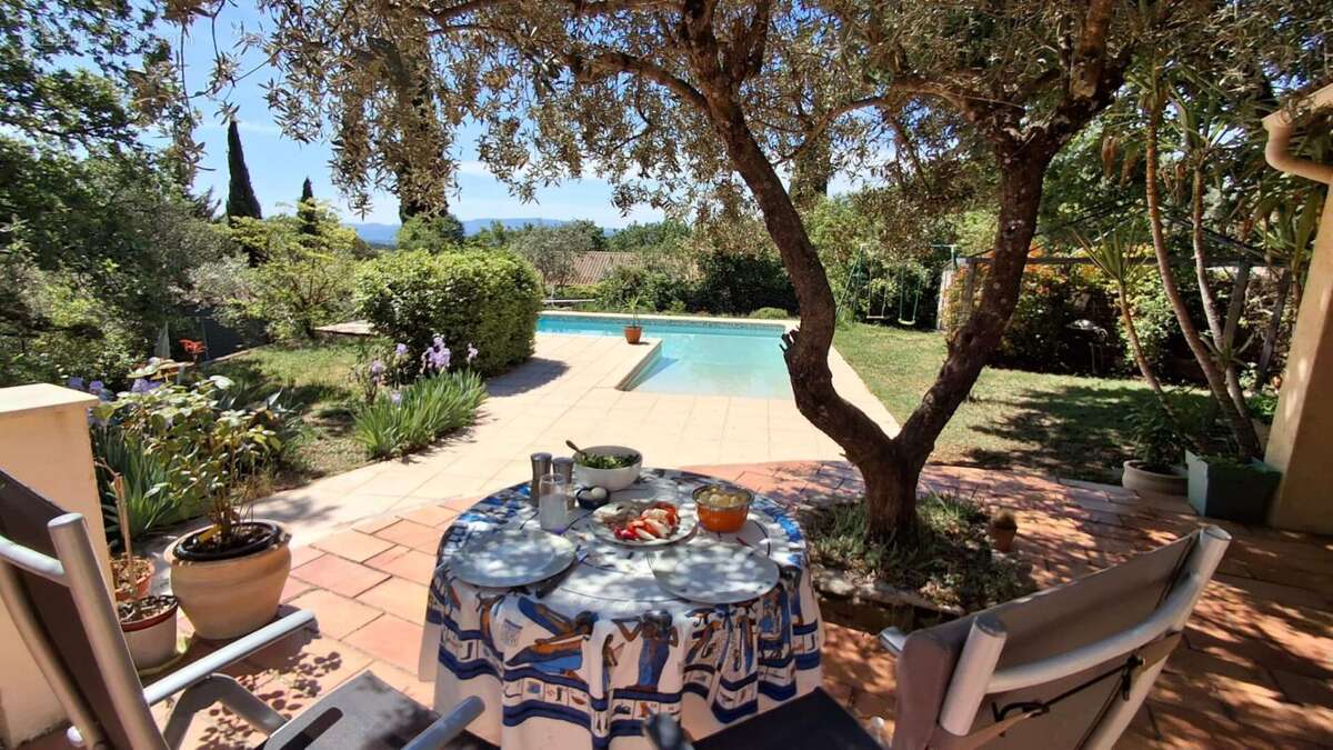 Seillons source d'argens villa t5 sur 1416 m² de terrain - photo 3