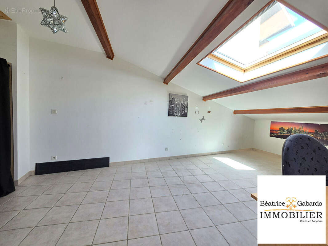 Maison 101 m² - 4p - Létra 69620 - photo 13