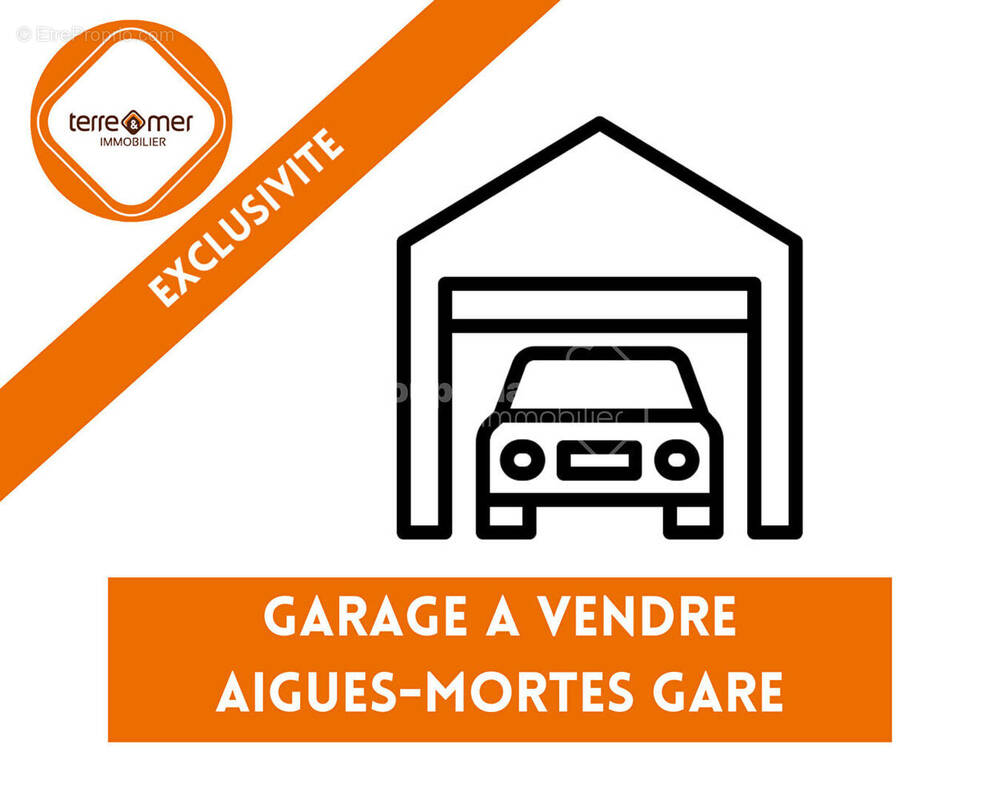 Parking à AIGUES-MORTES