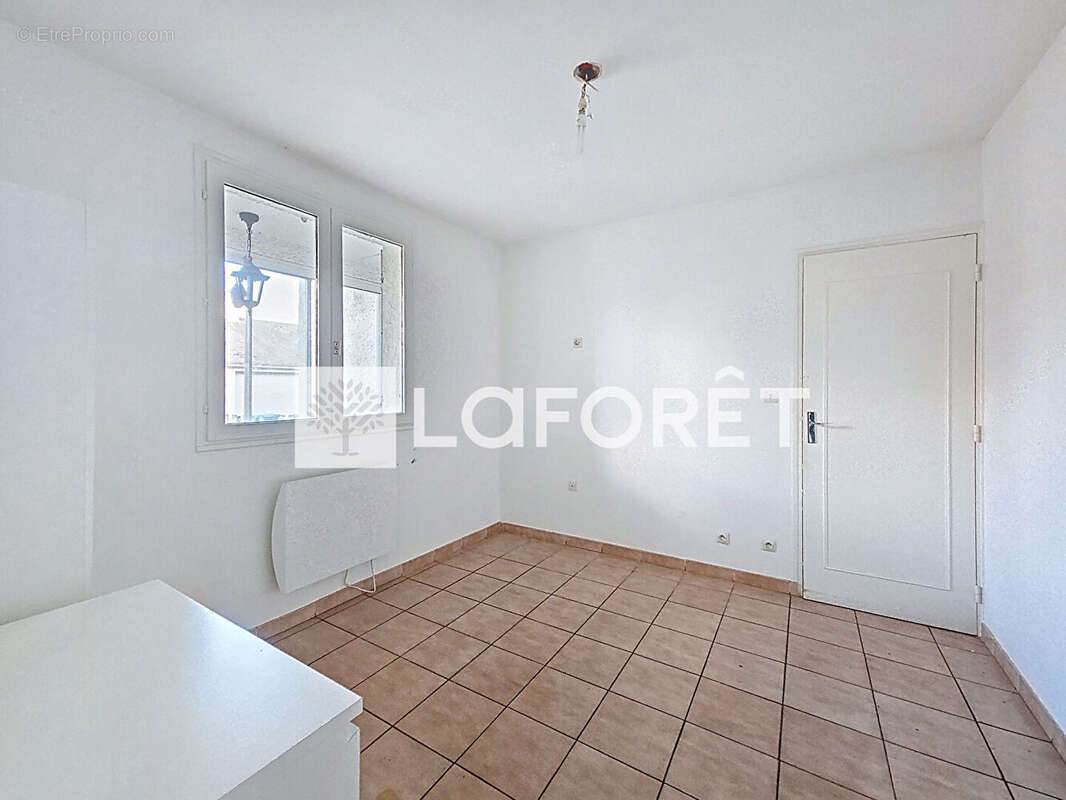 Maison à SAVIGNY-LE-TEMPLE