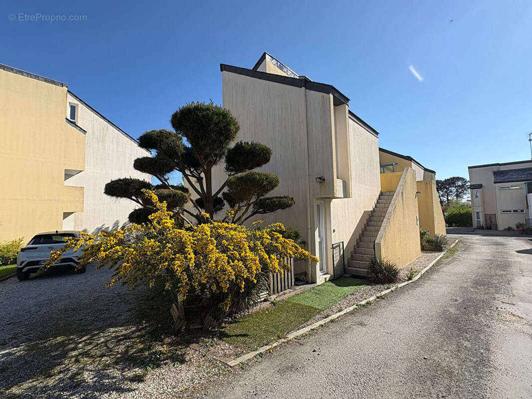 COMBRIT, Plage à 800 m. - photo 12