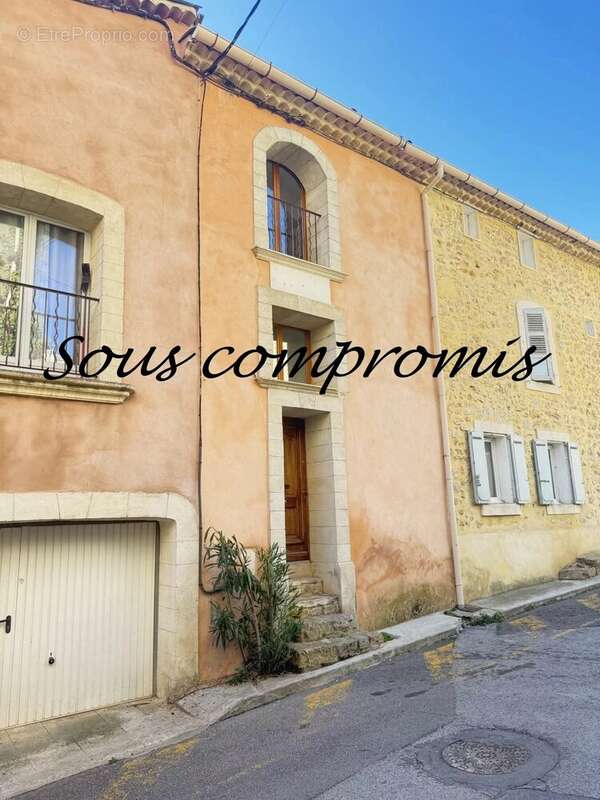 Maison à SAINTE-ANASTASIE-SUR-ISSOLE
