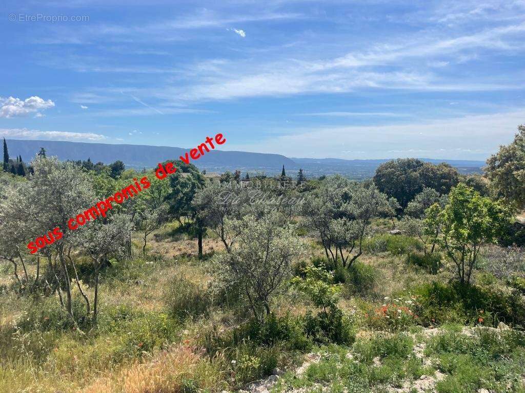 Terrain à GORDES
