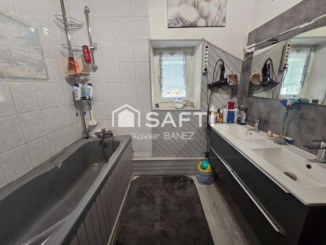 Photo 8 - Maison à LE MALZIEU-VILLE