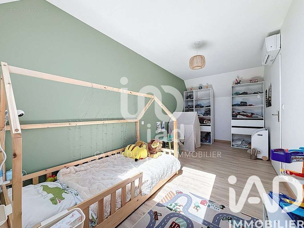 Photo 9 - Maison à SAINTRY-SUR-SEINE