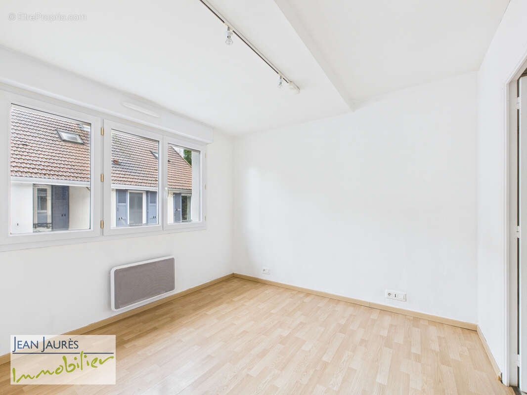 Appartement à SAINTE-SAVINE
