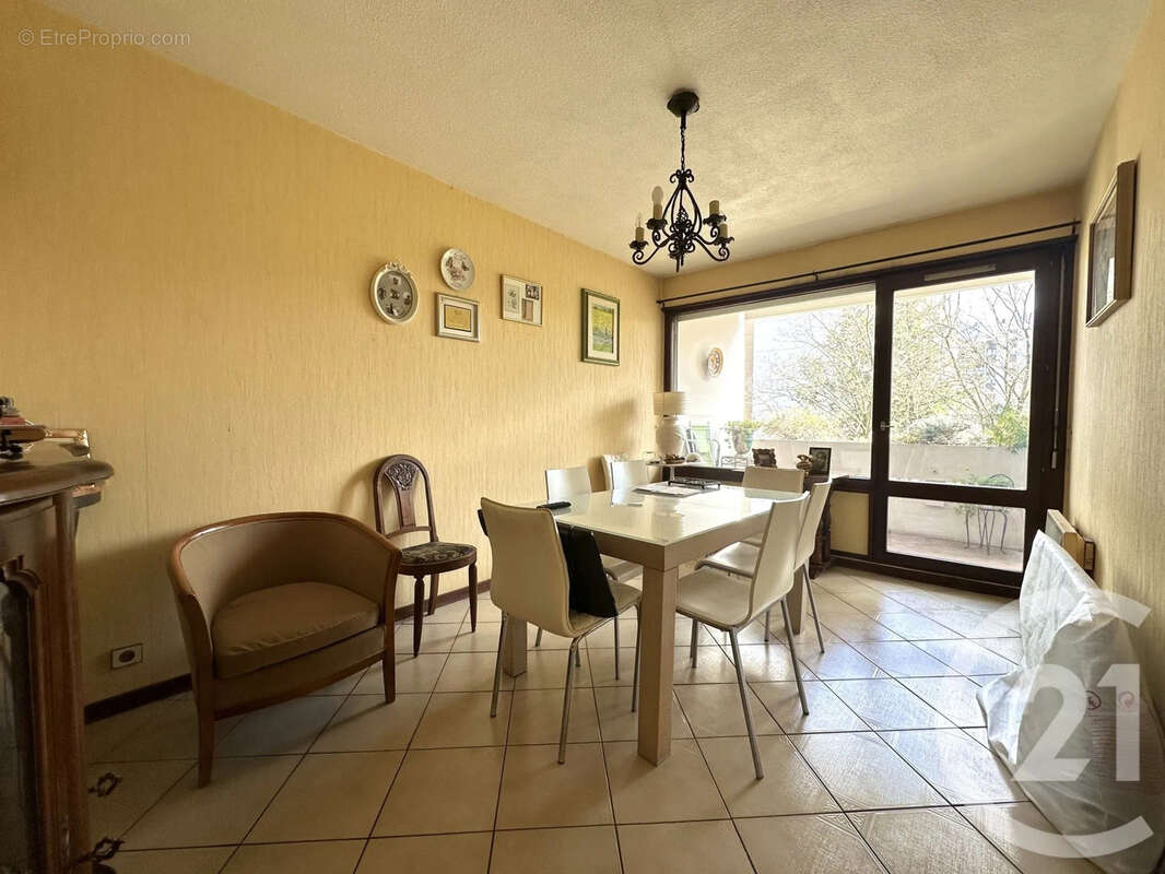 Appartement à VILLEURBANNE