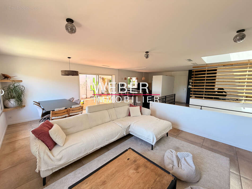 OLLIOULES - Maison 5P 116 m2 - Terrain 533 m2 - photo 3