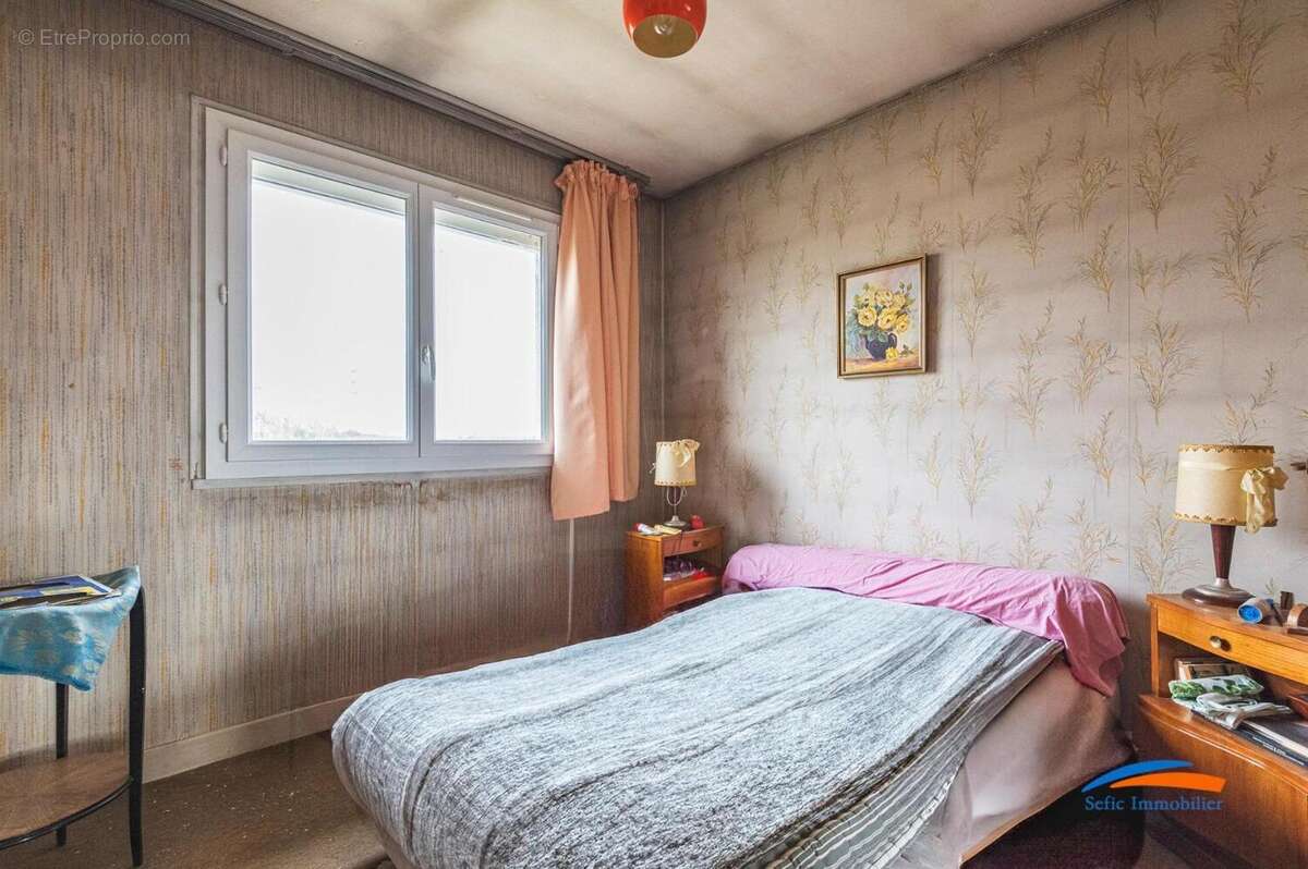   - Maison à TINQUEUX