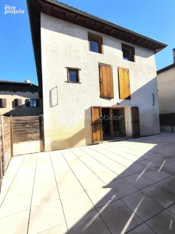  Maison de ville 130 m² rénovée – Terrasse 65 m² – 2 parkings - photo 2
