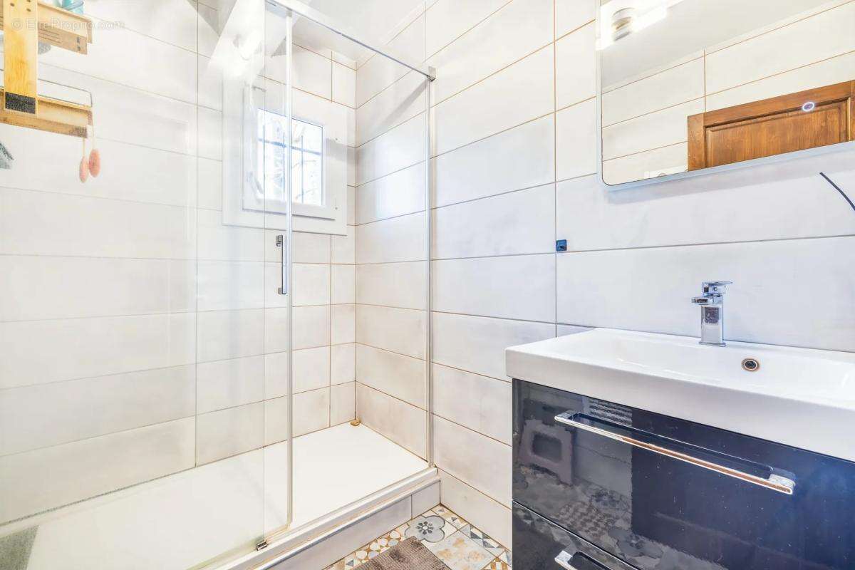 Maison à SAINT-FARGEAU-PONTHIERRY