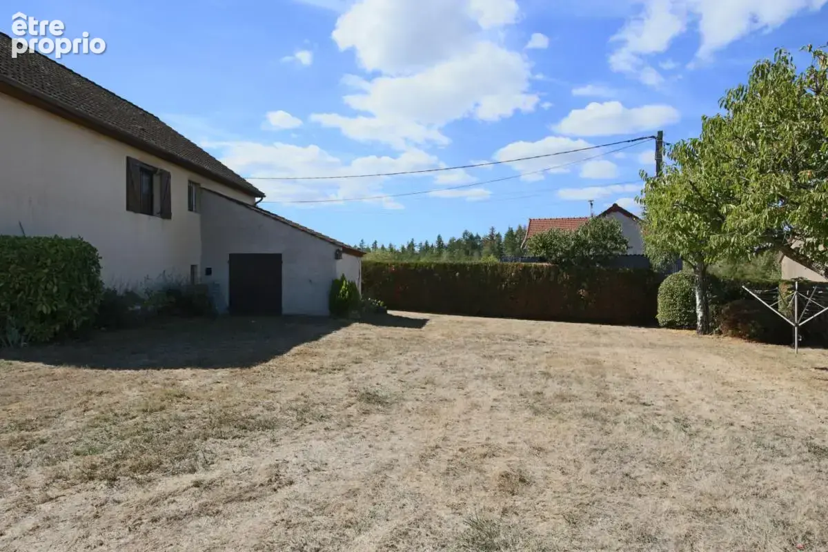 Pavillon sur 1344 m² de terrain avec piscine carrelée de 4 x 8 m - photo 10