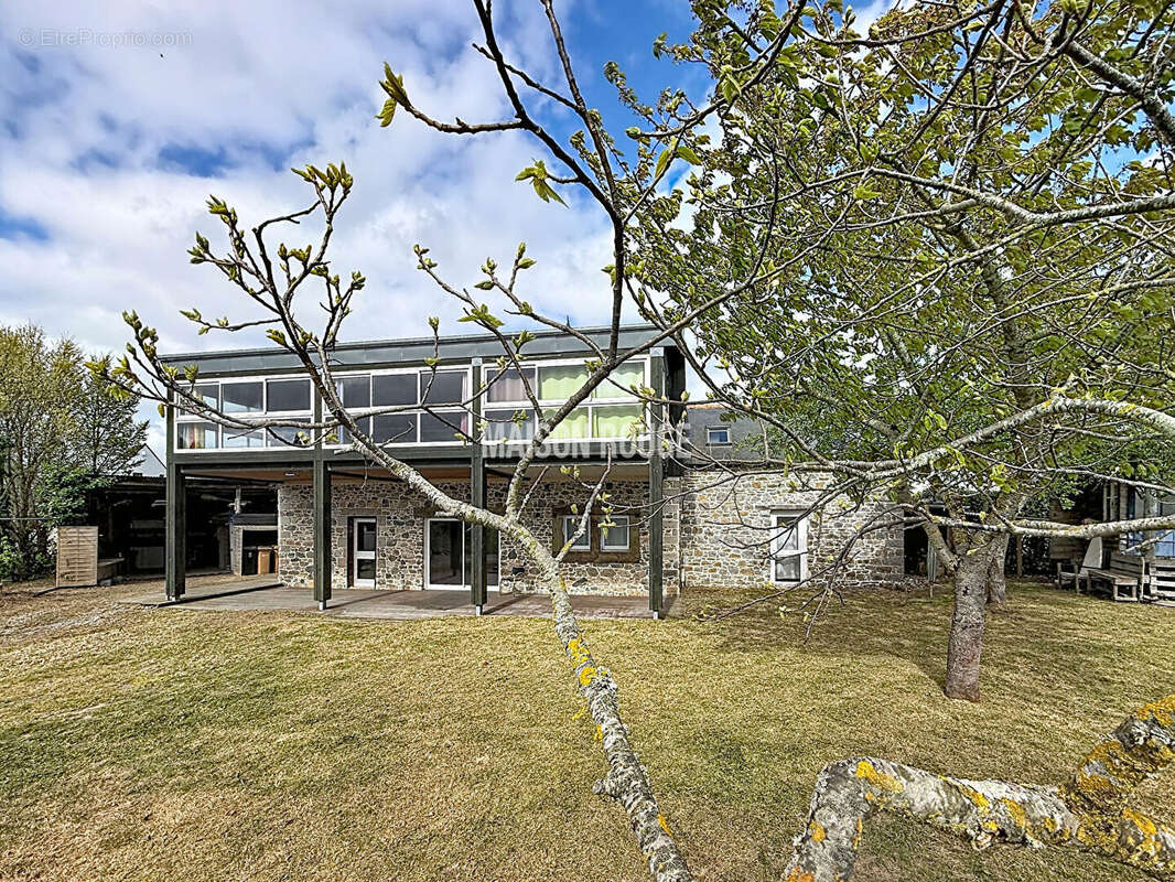 Maison atypique - Vie de plain-pied avec vue dégagée - Maison avec atelier  habitable - Langueux - photo 7