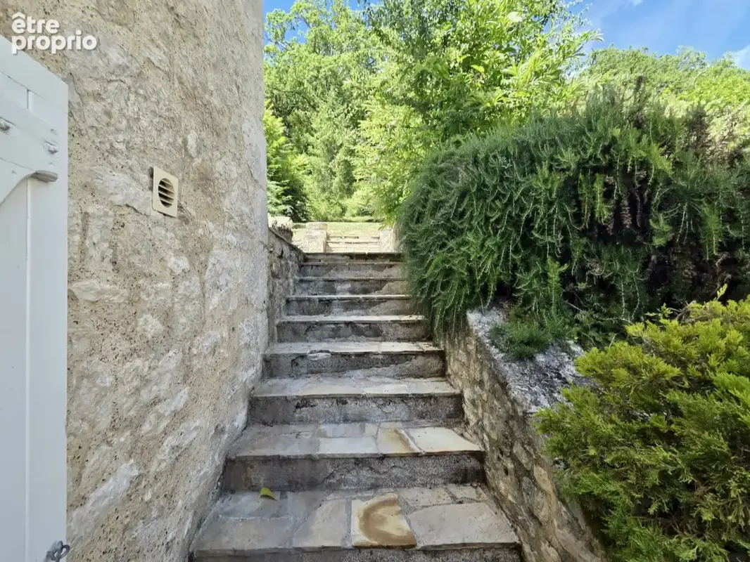 Un véritable havre de paix au cœur d'un village du Quercy. - photo 20