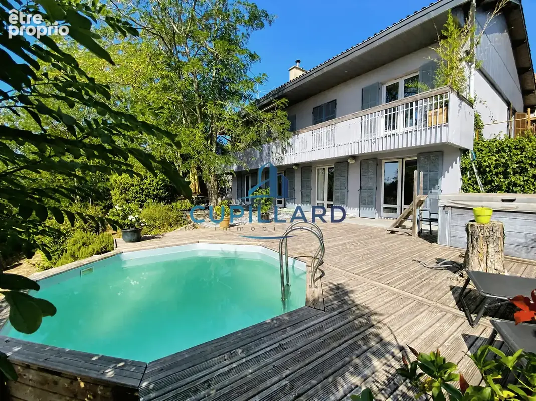 Photo Maison à Saint-Leger-Sur-Roanne au prix de 369 000€