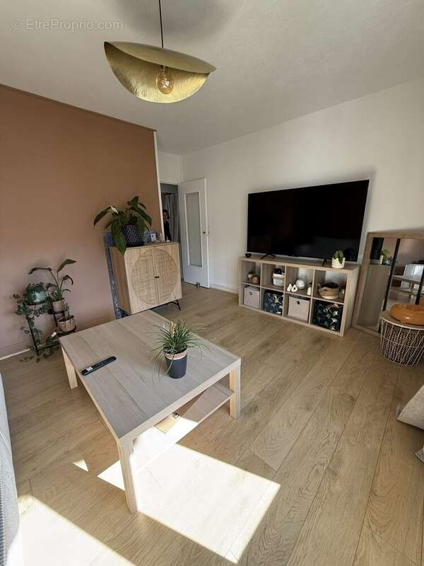 Appartement à SAINT-MARTIN-LE-VINOUX