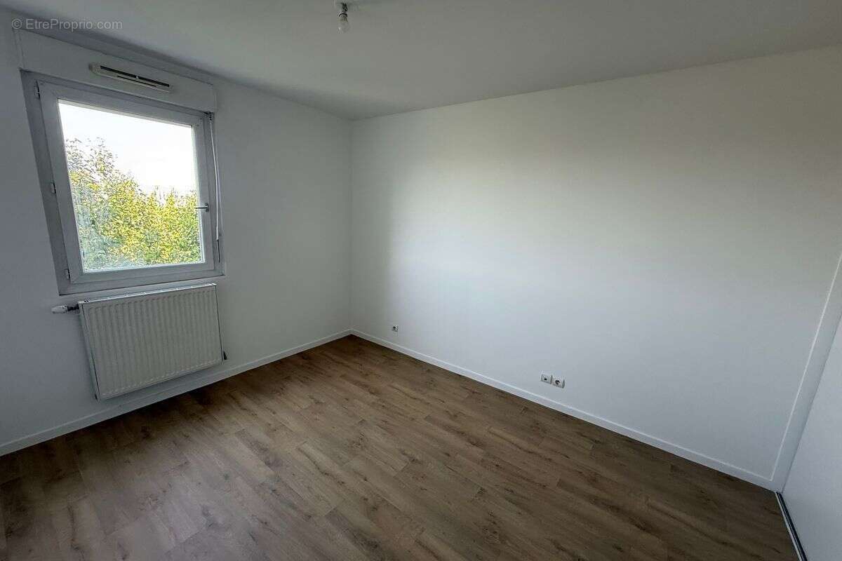 T3 de 71.71 m² à Saint-Priest, Carré Rostand au prix de vente de 146 600 € - photo 6