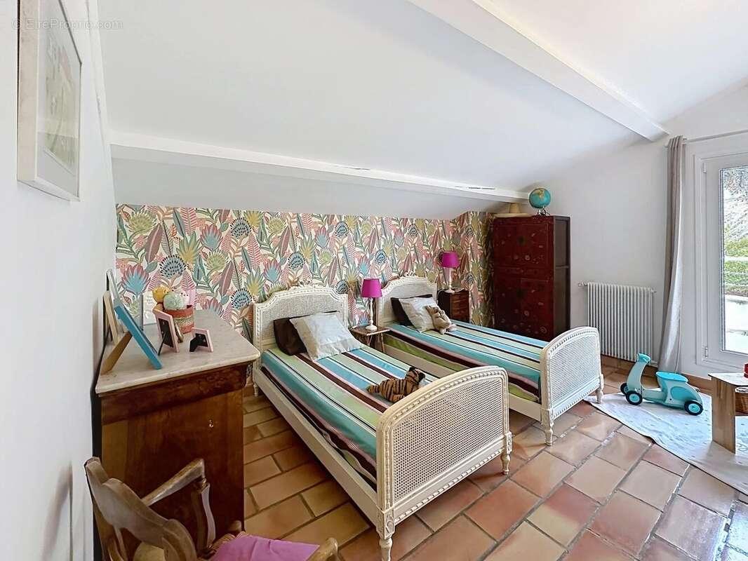 Maison à VALLAURIS
