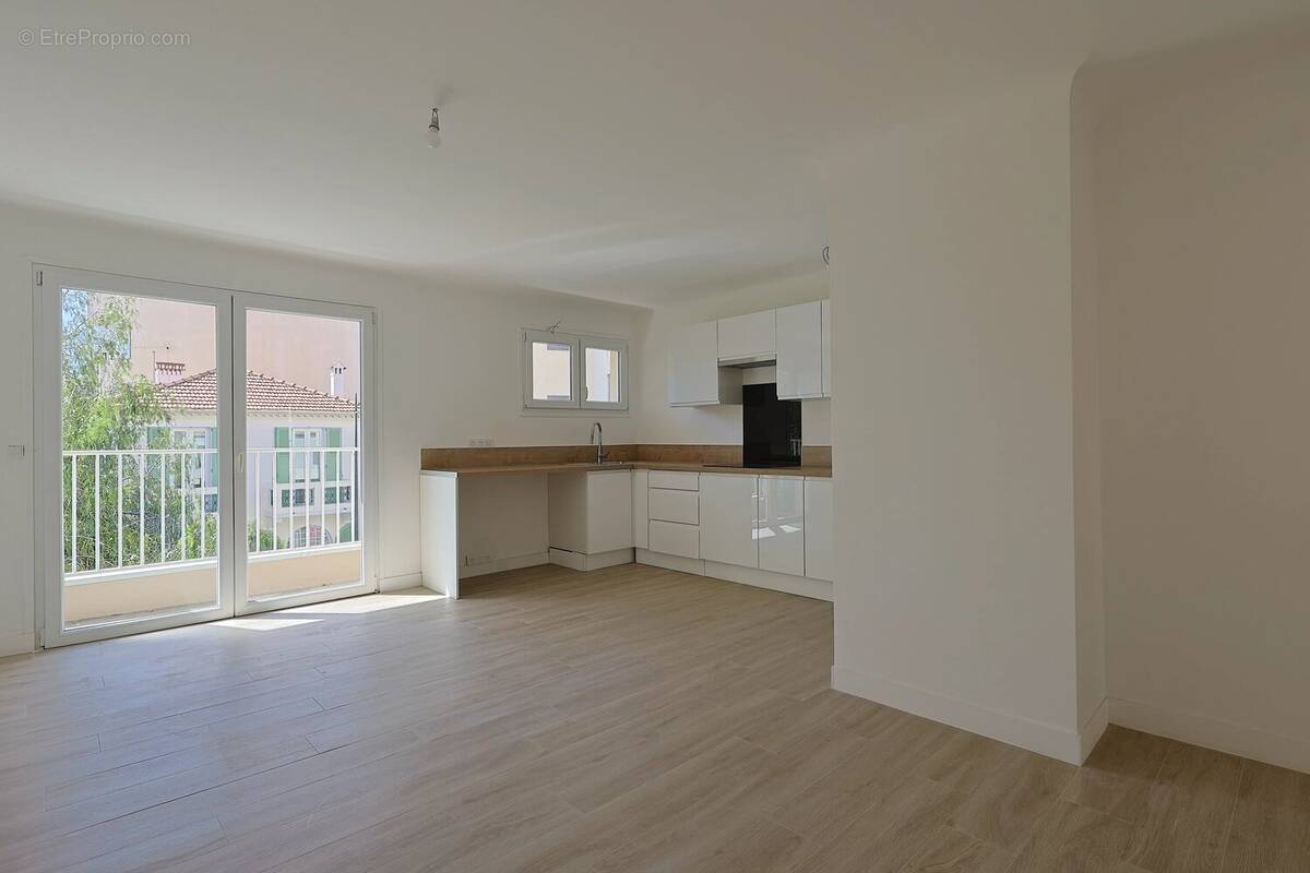 Appartement à ANTIBES