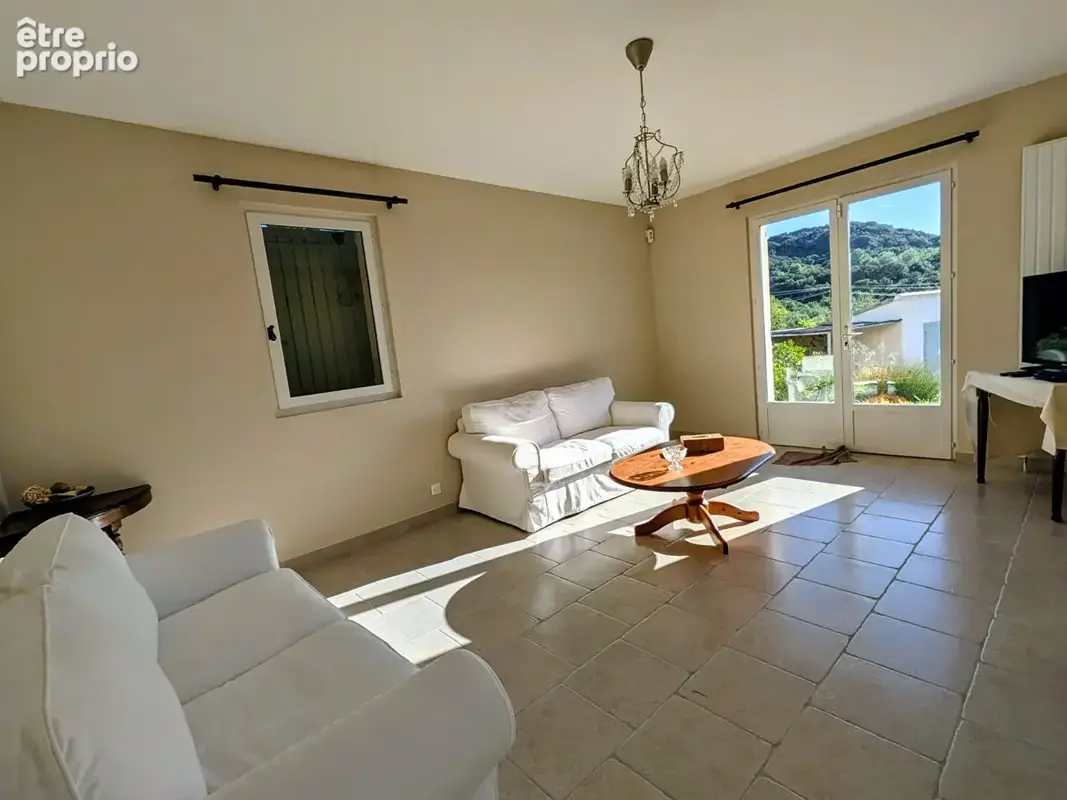 Valliguières, villa rénovée de 135m2 avec piscine - photo 5