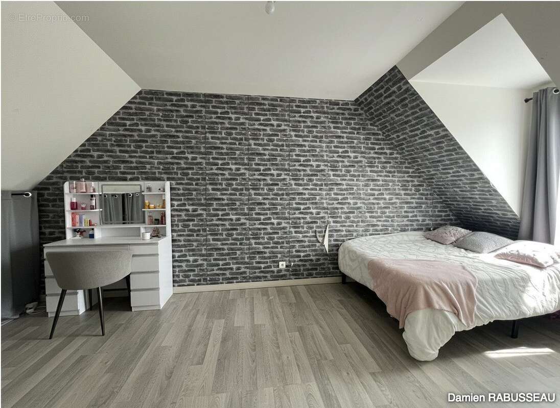 Maison à CREVIN