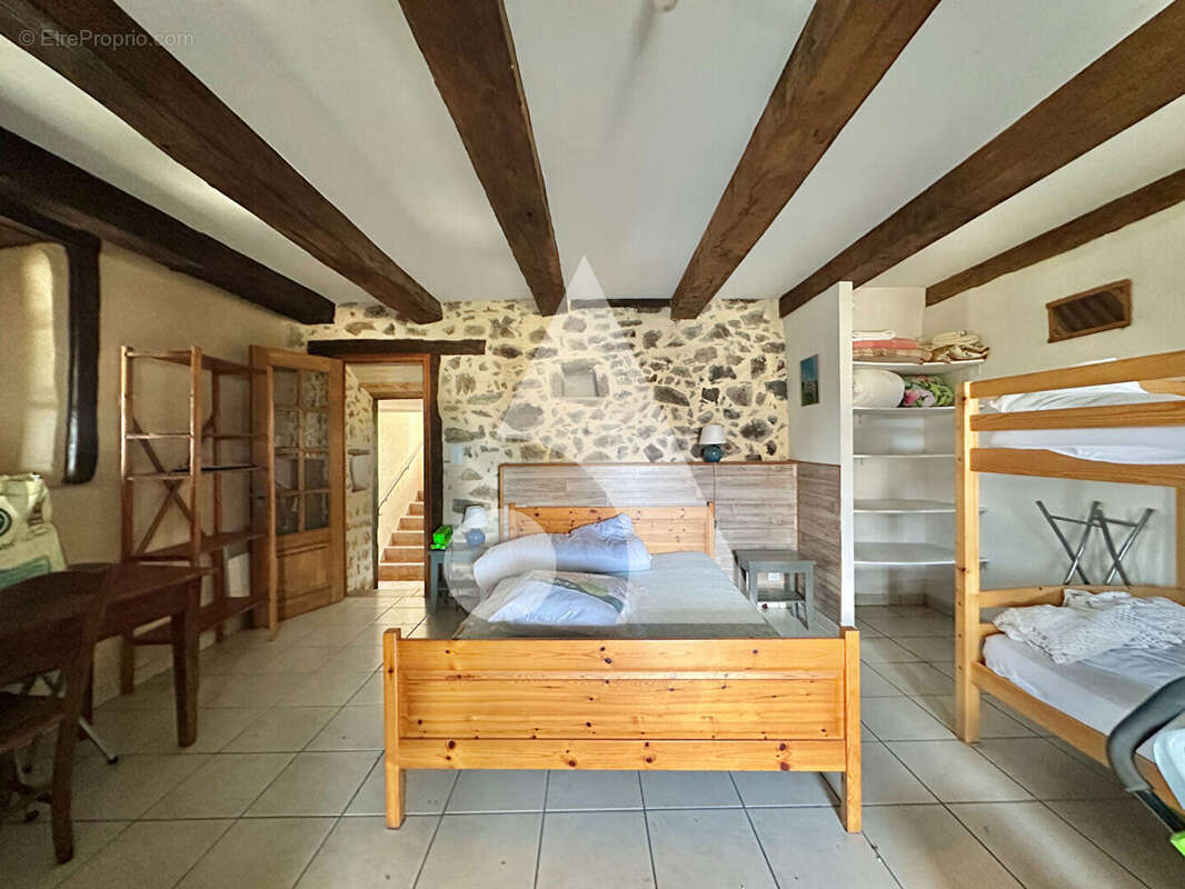 Maison Prendeignes 156m², 6 pièces, 4 chambres avec piscine. - photo 14