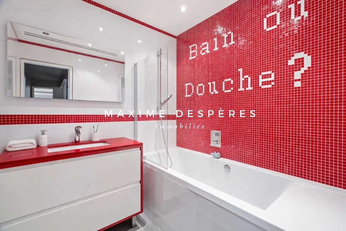 Appartement à LEVALLOIS-PERRET