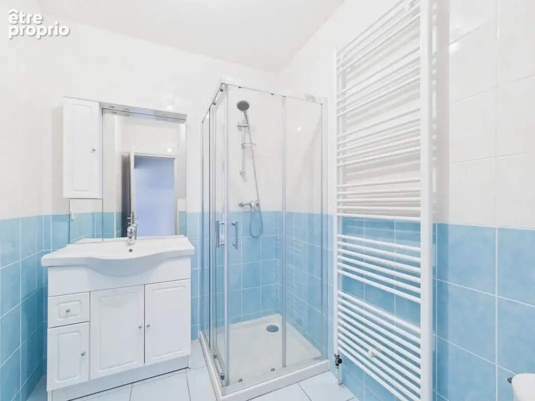 Maison composée de 3 appartements et terrain de 2 378 m2 - photo 13