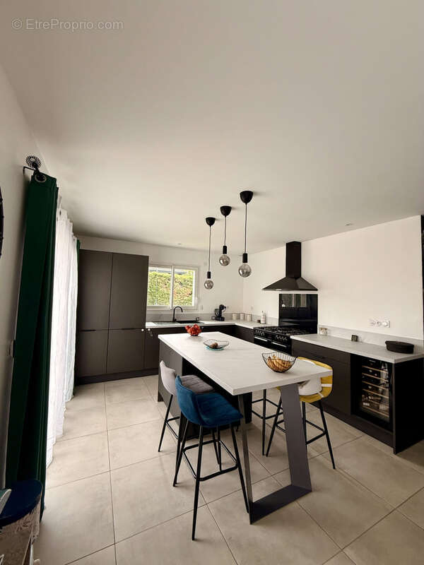 Maison à SAINT-ROMAIN-DE-JALIONAS