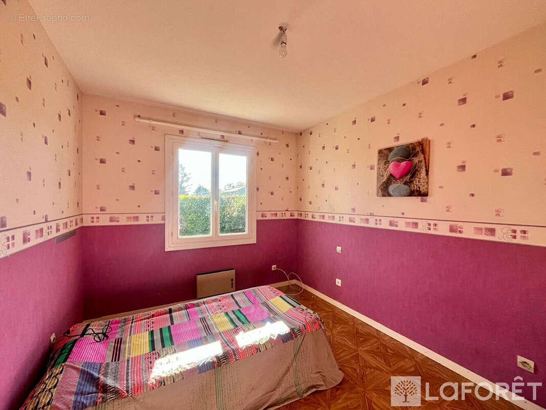 Maison Ambares Et Lagrave - 108m² -  3 chambres + garage - photo 11