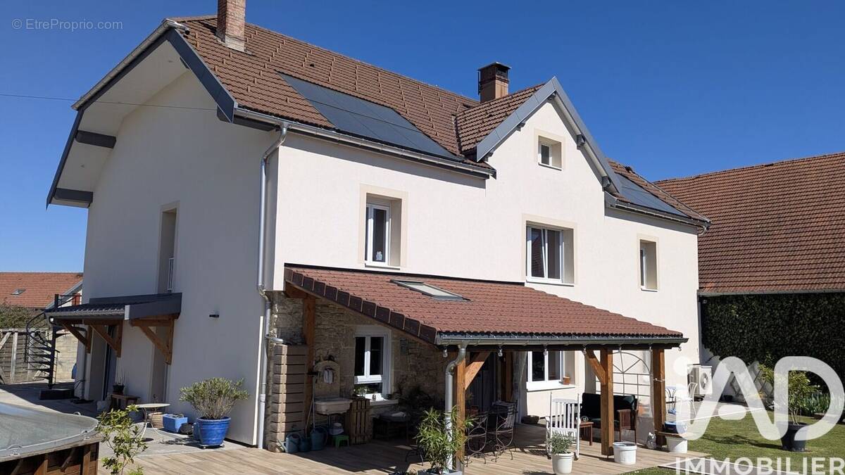 Photo 1 - Maison à BIANS-LES-USIERS